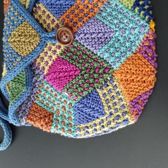Handmade crochet small crossbody purse multicolor patchwork button closure - Picture 2 of 8